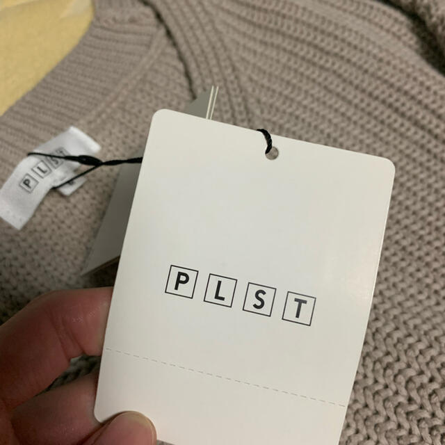 PLST(プラステ)のPLST プラステ Vネックニット レディースのトップス(ニット/セーター)の商品写真