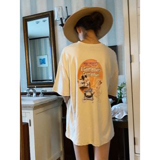 samoyed Mickey And Pluto T-shirt ベージュ(Tシャツ(半袖/袖なし))