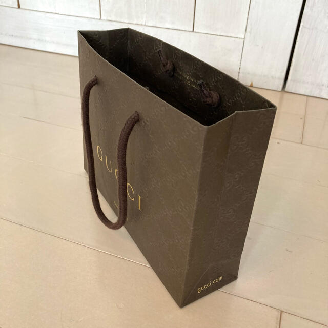 Gucci(グッチ)のGucci グッチ　紙袋&布袋　セット　ショッパー レディースのバッグ(ショップ袋)の商品写真