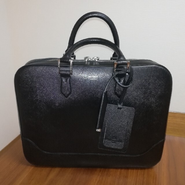 ペッレモルビダ A4ブリーフケース（一室タイプ）ビジネスバッグ