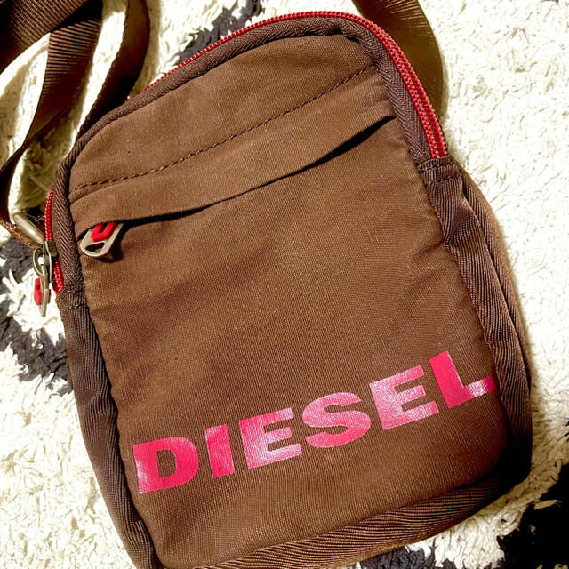 DIESEL(ディーゼル)のDIESEL ショルダーバッグ メンズのバッグ(ショルダーバッグ)の商品写真