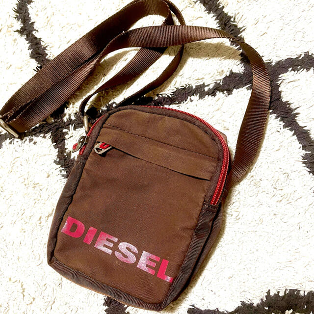 DIESEL(ディーゼル)のDIESEL ショルダーバッグ メンズのバッグ(ショルダーバッグ)の商品写真