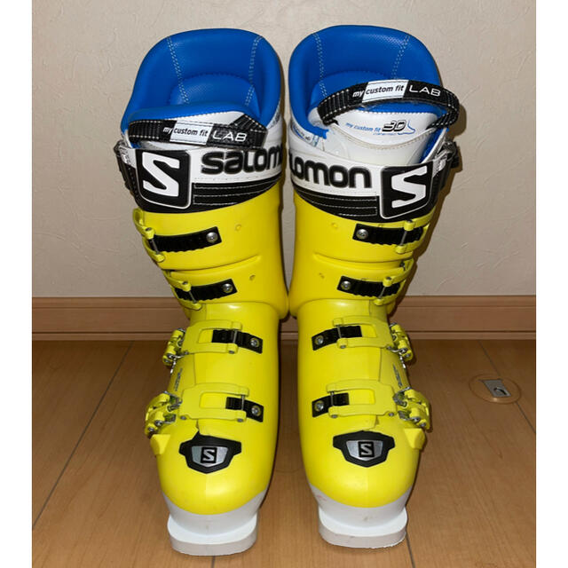 SALOMON(サロモン)の「カズカズ様　専用」サロモン スキーブーツ　XMAX130 26.5  スポーツ/アウトドアのスキー(ブーツ)の商品写真