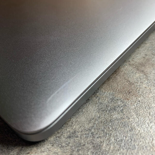 MacBook  pro 13インチ　2016　touch  bar