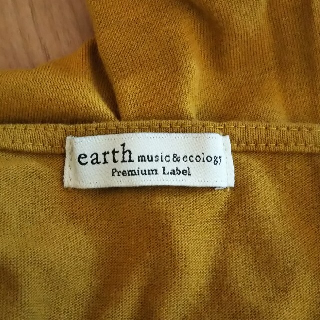 earth music & ecology(アースミュージックアンドエコロジー)の【特価】earth music＆ecology 半袖 トップス レディース レディースのトップス(カットソー(半袖/袖なし))の商品写真