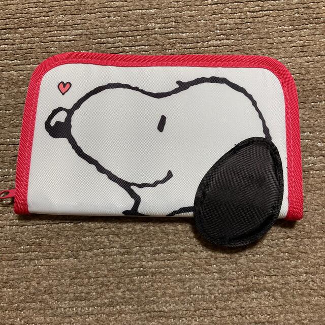 SNOOPY(スヌーピー)のSNOOPY マルチケース エンタメ/ホビーのおもちゃ/ぬいぐるみ(キャラクターグッズ)の商品写真