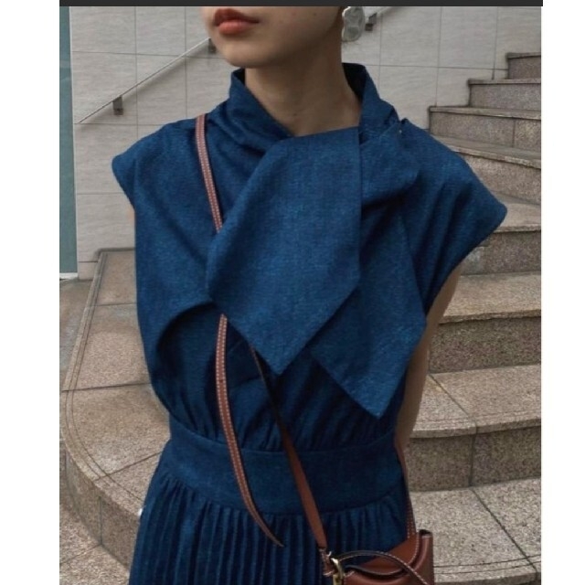 AMERI  DENIM LIKE PLEATS DRESS 2