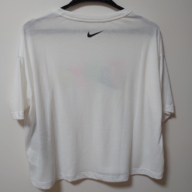 NIKE(ナイキ)の■新品未使用■NIKE  justdoit tokyo ホワイト Tシャツ レディースのトップス(Tシャツ(半袖/袖なし))の商品写真