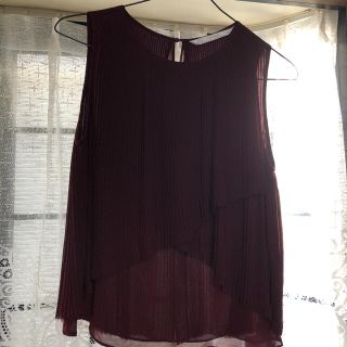 ザラ(ZARA)の【美品】ZARAカットソー(カットソー(半袖/袖なし))