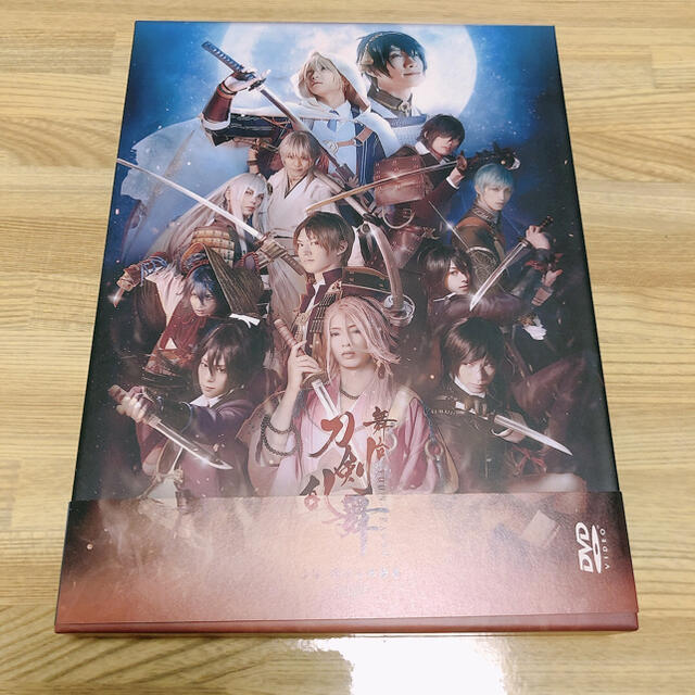 DMM(ディーエムエム)の舞台『刀剣乱舞』虚伝　燃ゆる本能寺　～再演～ DVD エンタメ/ホビーのDVD/ブルーレイ(舞台/ミュージカル)の商品写真