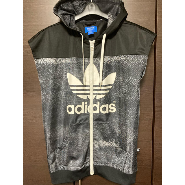 【初回限定】 adidas originals × RITAOR ノースリーブパーカーの通販 by 即 トップス