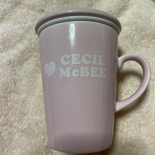 セシルマクビー(CECIL McBEE)のCECIL McBEE☆新品☆フタ付きソーサーマグカップ☆ロゴ☆(グラス/カップ)