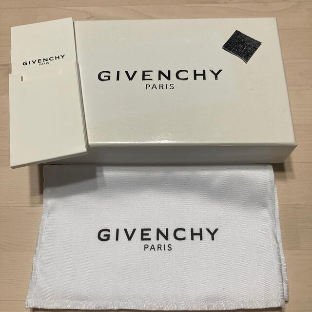 GIVENCHY(ジバンシィ)のキング様専用(〜10/18まで) GIVENCHY ジバンシィ 長財布  メンズのファッション小物(長財布)の商品写真