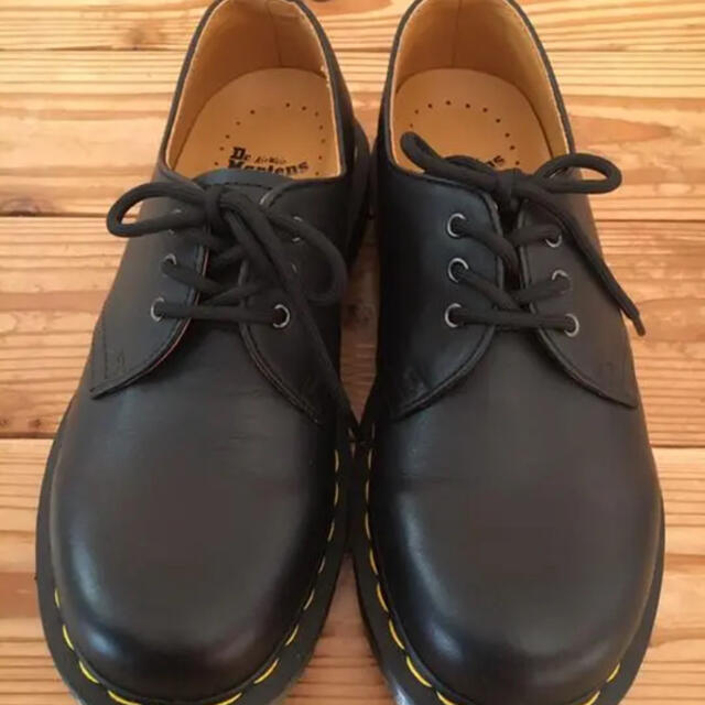 Dr.Martens(ドクターマーチン)のドクターマーチン 3ホール 革靴  レディースの靴/シューズ(ローファー/革靴)の商品写真