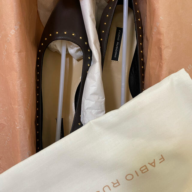 【新品】FABIO RUSCONI スタッズパンプス 3