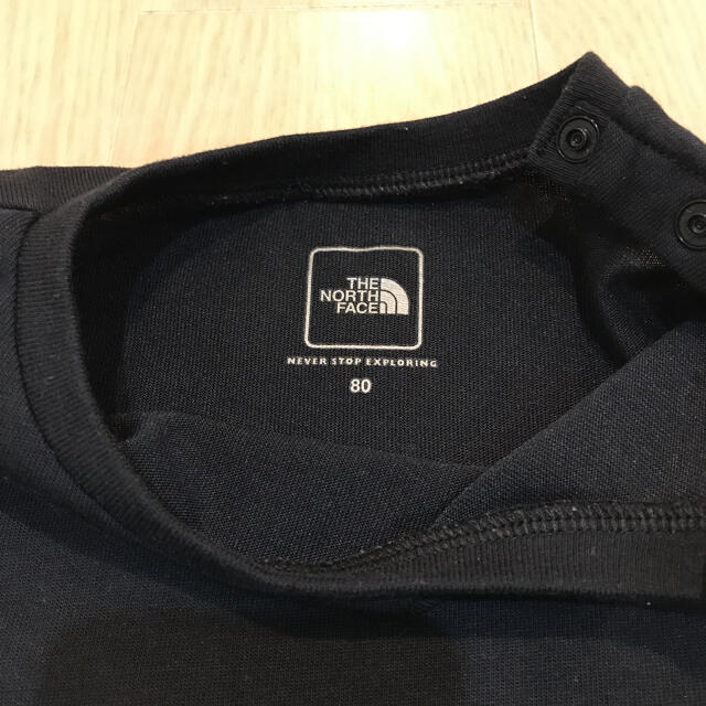 THE NORTH FACE(ザノースフェイス)のきみどり様 美品☆ノースフェイス ベビー 80cm 黒 ボックスロゴ キッズ/ベビー/マタニティのベビー服(~85cm)(Ｔシャツ)の商品写真