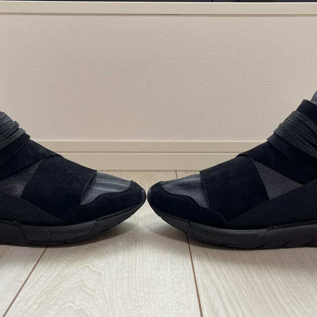 Y-3(ワイスリー)のY-3 QASA HIGH Triple Black  メンズの靴/シューズ(スニーカー)の商品写真