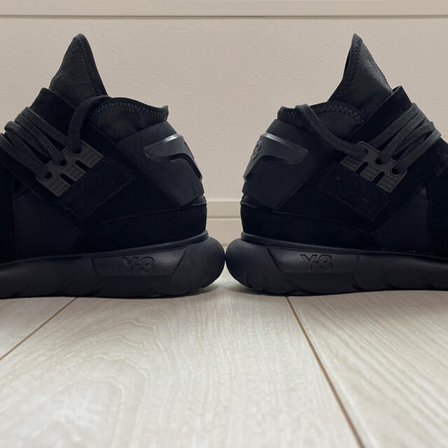 Y-3(ワイスリー)のY-3 QASA HIGH Triple Black  メンズの靴/シューズ(スニーカー)の商品写真