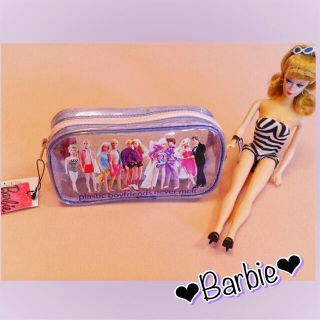 バービー(Barbie)の💓Barbie 💜淡いパープルキラキラポーチ♥新品未使用(ポーチ)