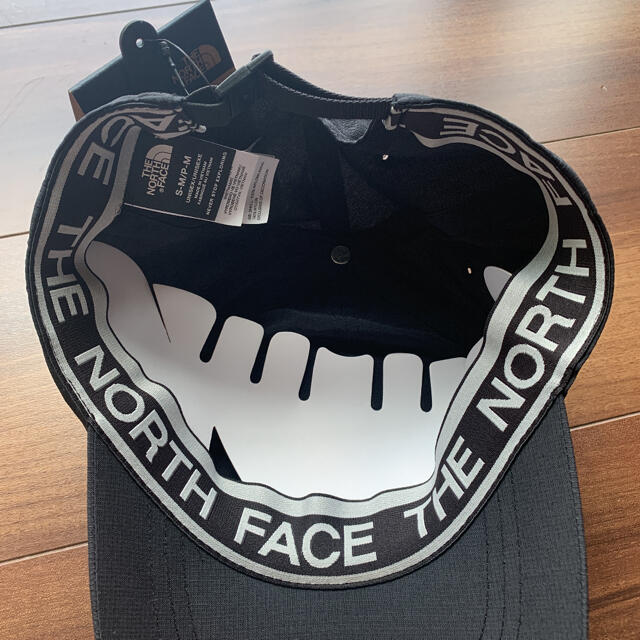 THE NORTH FACE(ザノースフェイス)の【新品】ノースフェイス THE NORTH FACE キャップ S-M レディースの帽子(キャップ)の商品写真