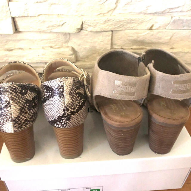 TOMS(トムズ)の美品‼️ TOMS 他　2足セット　サンダル　チャンキーヒール レディースの靴/シューズ(サンダル)の商品写真