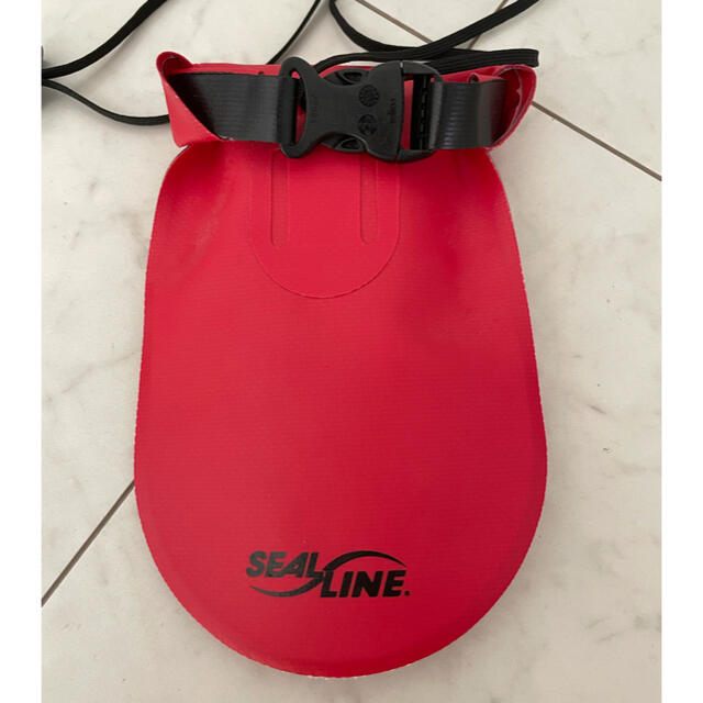 Supreme(シュプリーム)のSealLine See Pouch large supreme L  赤 メンズのバッグ(その他)の商品写真