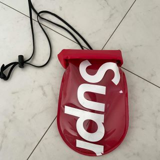 シュプリーム(Supreme)のSealLine See Pouch large supreme L  赤(その他)