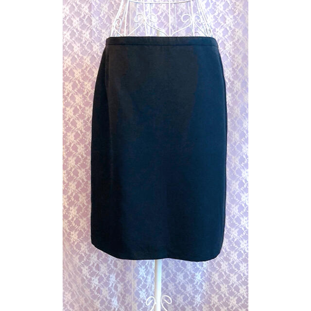 Genny(ジェニー)のジェニー　シンプルスカート ブラックフォーマル　黒　オフィス    OL クロ レディースのスカート(ひざ丈スカート)の商品写真