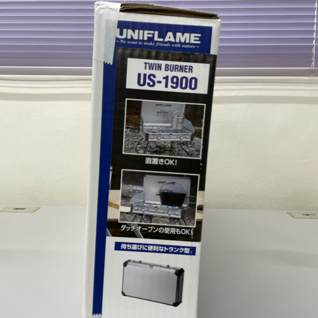 新品未開封、ユニフレームツインバーナーUS-1900  シルバー スポーツ/アウトドアのアウトドア(調理器具)の商品写真