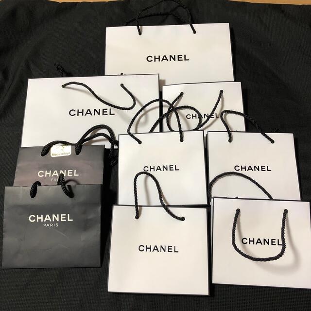 CHANEL(シャネル)のCHANEL シャネル　紙袋　9点 レディースのバッグ(ショップ袋)の商品写真