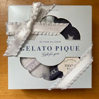 ジェラートピケ(gelato pique)の【SNB様専用】ジェラートピケ　タオルハンカチ 2枚セット　ギフトボックス(ハンカチ)