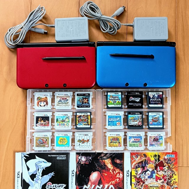 ニンテンドー3DS LL2台です。