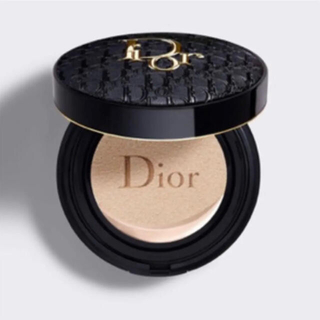 ディオール(Dior)の新品、未使用！ディオール フォーエヴァー クッション(ファンデーション)