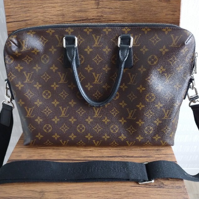 LOUIS VUITTON(ルイヴィトン)のルイヴィトン メンズのバッグ(ビジネスバッグ)の商品写真