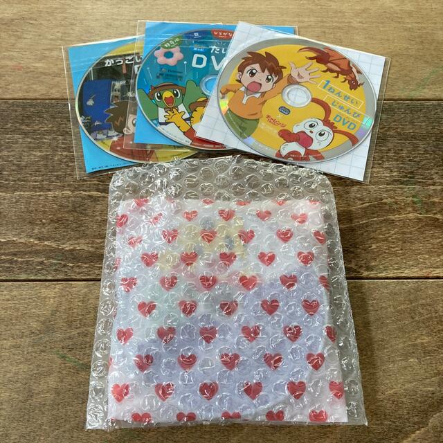 こどもちゃれんじ　しまじろう　English  1年生　 DVD 12枚セット エンタメ/ホビーのDVD/ブルーレイ(キッズ/ファミリー)の商品写真