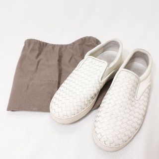 ボッテガヴェネタ(Bottega Veneta)のBottega Veneta　スリッポン　メンズ　ホワイト(スリッポン/モカシン)