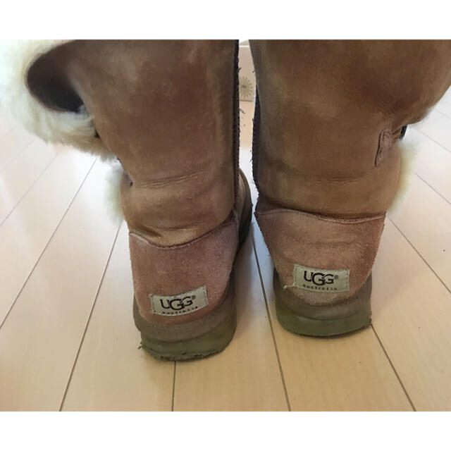 UGG(アグ)のUGG ベイリーボタン ムートンブーツ レディースの靴/シューズ(ブーツ)の商品写真