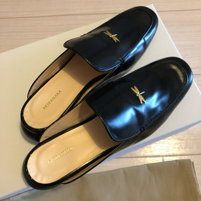 値下げ新品】AKIRANAKA トンボパンプス eroditelj.rs
