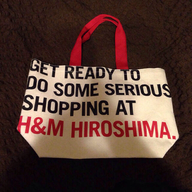H M H M 広島限定トートの通販 By Prof必見 エイチアンドエムならラクマ H M H M 広島限定トートの通販 By Prof必見 エイチアンドエムならラクマ