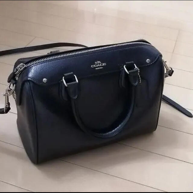 コーチ　coach ネイビー　２way ショルダーバッグ　金具シルバーバッグ