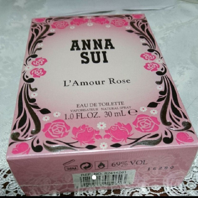 ANNA SUI(アナスイ)の格安！アナスイ ラムール ローズ  オードトワレ♪♪♪ コスメ/美容の香水(香水(女性用))の商品写真