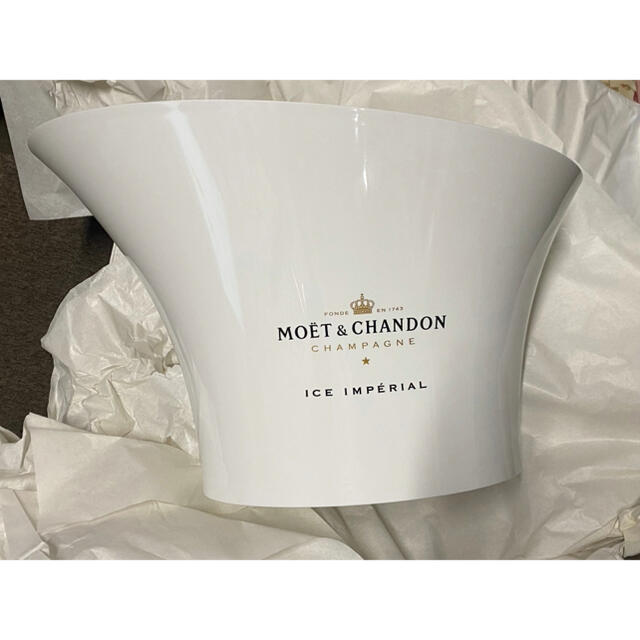 MOËT & CHANDON(モエエシャンドン)のモエシャン　大小クーラー&コップ6脚　セット売り インテリア/住まい/日用品のキッチン/食器(グラス/カップ)の商品写真