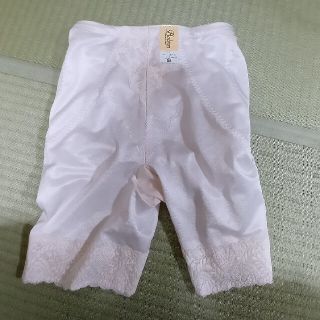 新品未使用品　ガードル　サイズ58　ライトピンク色(その他)