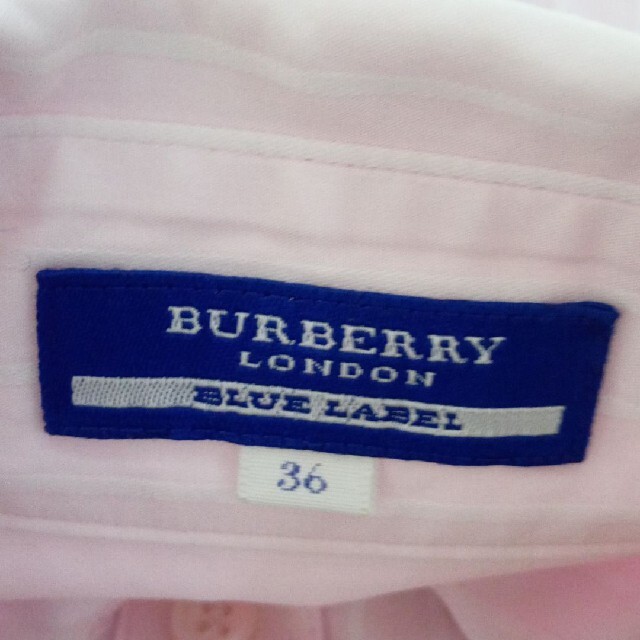 BURBERRY BLUE LABEL(バーバリーブルーレーベル)のBURBERRY  BLUE LABEL （バーバリー ブルーレーベル）美品 レディースのトップス(シャツ/ブラウス(長袖/七分))の商品写真