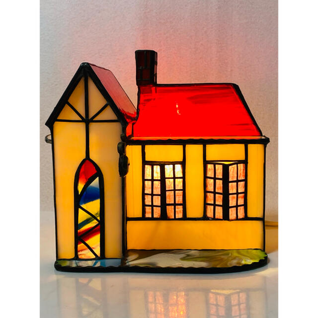 【 美品 】ハウス型ステンドグラスランプ「えんとつのある赤い屋根」テーブルランプ
