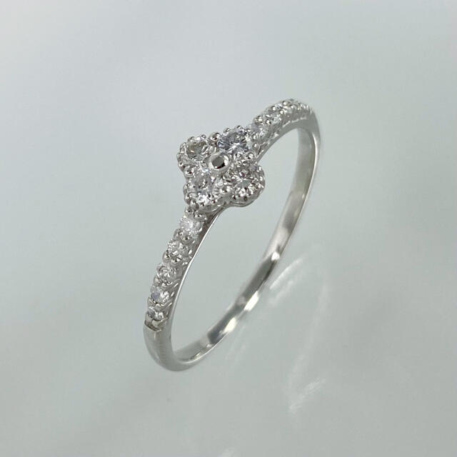 PT900 天然 ダイヤモンド 0.30ct ダイヤ 花 モチーフ リング レディースのアクセサリー(リング(指輪))の商品写真