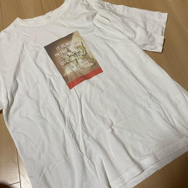 LOWRYS FARM(ローリーズファーム)のフォトプリントT メンズのトップス(Tシャツ/カットソー(半袖/袖なし))の商品写真