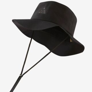 ナイキ(NIKE)のNIKE ACG HAT ナイキ ハット ブラック L/XL 国内正規品(ハット)