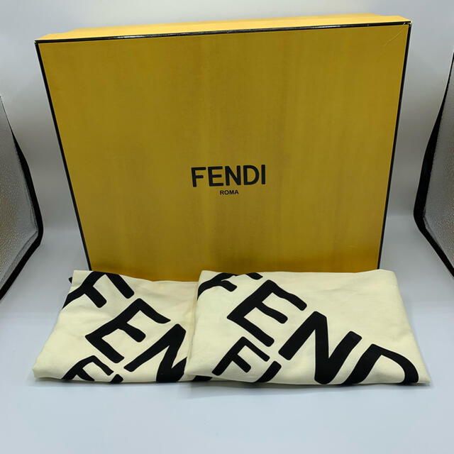 FENDI(フェンディ)の激レア FENDI フェンディ スニーカー FFluid 27cm メンズの靴/シューズ(スニーカー)の商品写真