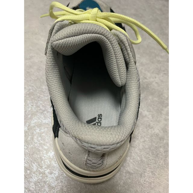 adidas(アディダス)のadidas YEEZY BOOST 700 ウェーブランナー　26cm メンズの靴/シューズ(スニーカー)の商品写真